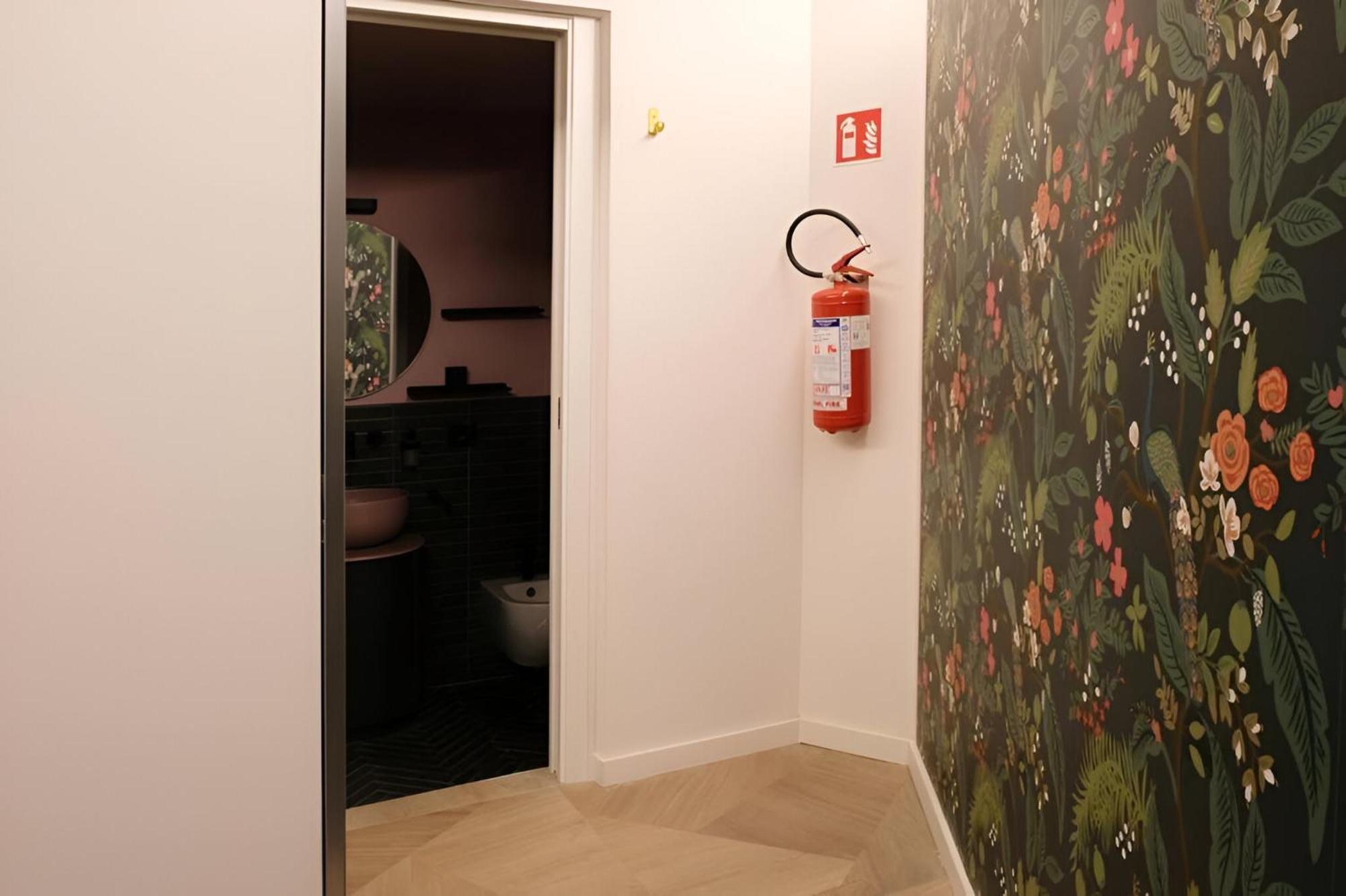 Margot Color Apartment - Trastevere - Loft Di Lusso Rome Luaran gambar